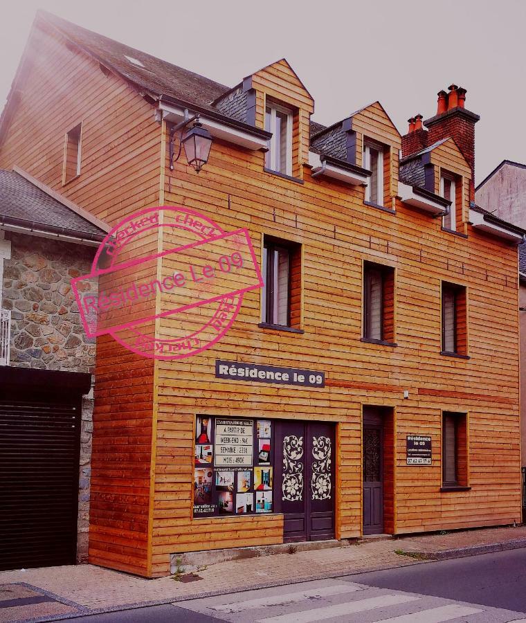 Le 09 * Uzerche